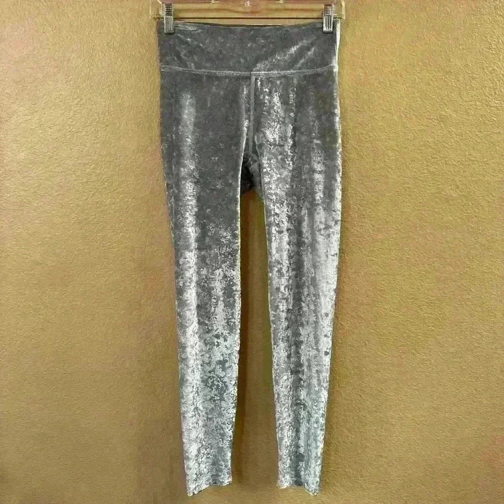 Heroine Sport Gilded Silver Velvet Velour Leggings Size Medium Like New! - Picture 8 of 12